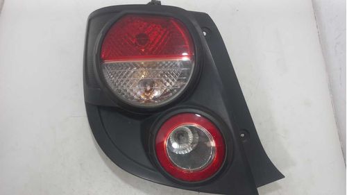 LANTERNA ESQUERDA CHEVROLET SONIC 1.6 2013