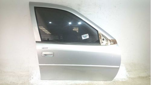PORTA DIANTEIRA DIR CHEVROLET VECTRA 2.2 2001