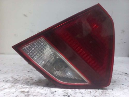 LANTERNA DA TAMPA DIREITA VOLKSWAGEN VOYAGE 1.6 2020