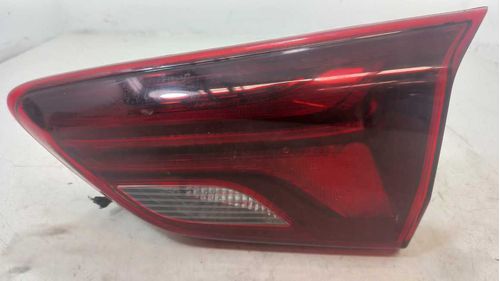 LANTERNA DA TAMPA DIREITA CHEVROLET ONIX 1.0 2023