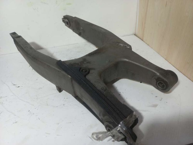 balanca-motocicleta-honda-hornet-600-2009-cafdf832-da45-461c-a38e-5a814bb7e5d0