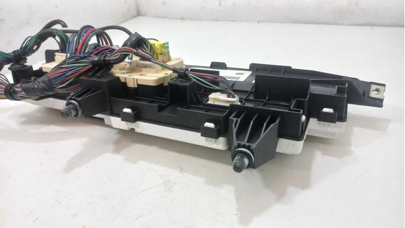 painel-de-instrumentos-toyota-etios-1-5-2013-b2a23a06-c94d-49ef-a200-d7914faaad3e