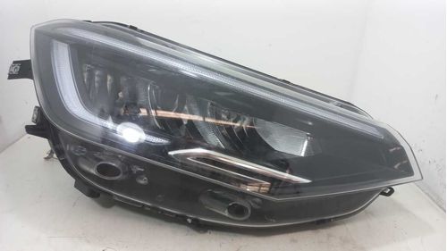 FAROL DIREITO VOLKSWAGEN VIRTUS 1.0 2023