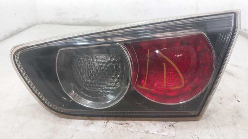 LANTERNA DA TAMPA DIREITA MITSUBISHI LANCER 2.0 2012