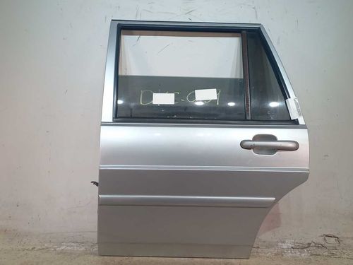 PORTA TRASEIRA ESQ VOLKSWAGEN SANTANA 1.8 2003