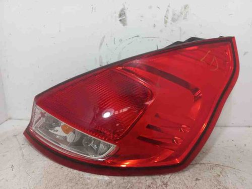 LANTERNA DIREITA FORD FIESTA 1.5 2015