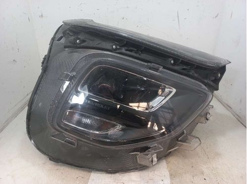 FAROL DIREITO CHEVROLET MONTANA 1.2 2024