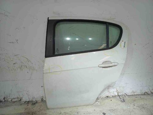 PORTA TRASEIRA ESQ FIAT PALIO 1.6 2016