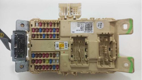 CAIXA DE FUSIVEIS HYUNDAI HB20 VISION 1.0 2020