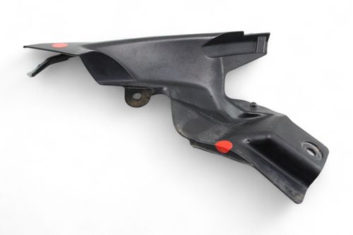 Acabamento Interno Duto Ar Direito Yamaha Yzf R1 07-08