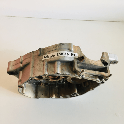 Carcaça Do Motor Direito Suzuki Intruder 250 2002 Original