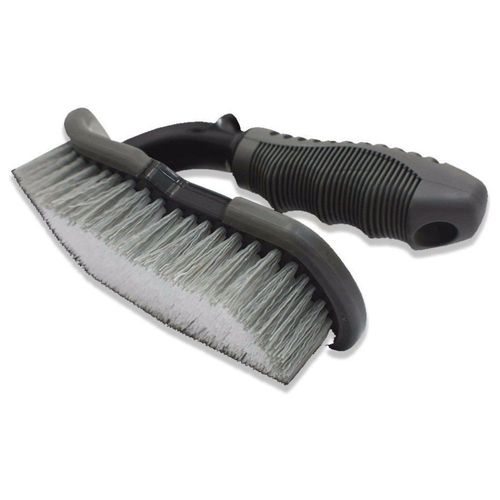 ESCOVA PARA LIMPEZA DE TAPETES E CARPETE DETAILER